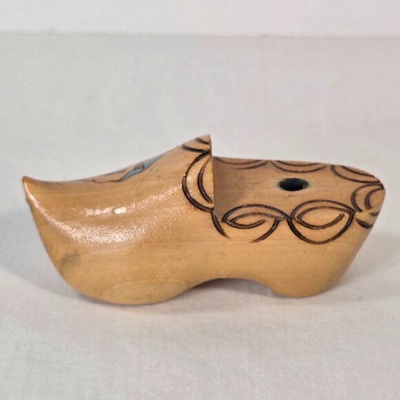 Vintage Dutch Wooden Shoes Holland Miniature Hand Painted Clogs Souvenir Lot - Picture 4 of 16